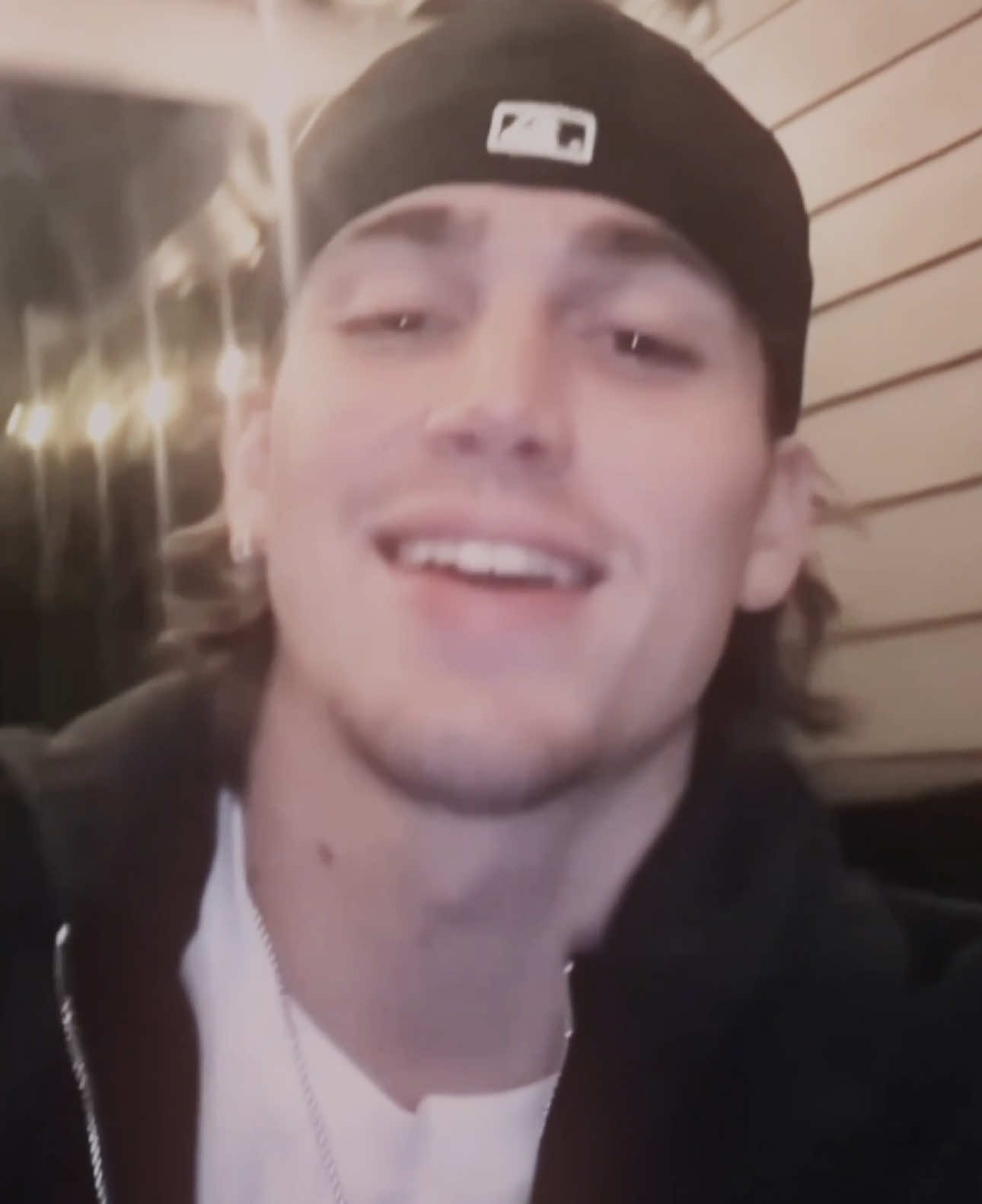 @drhcker