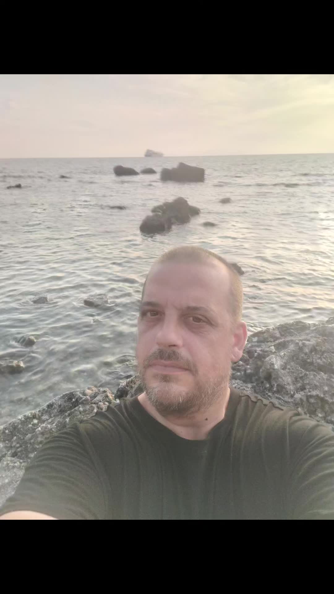 @Nascondino