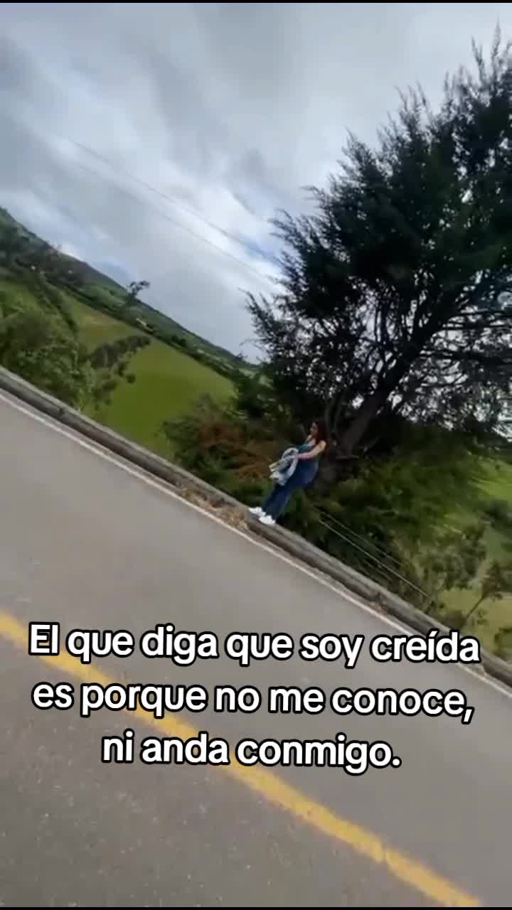 @Ariana García