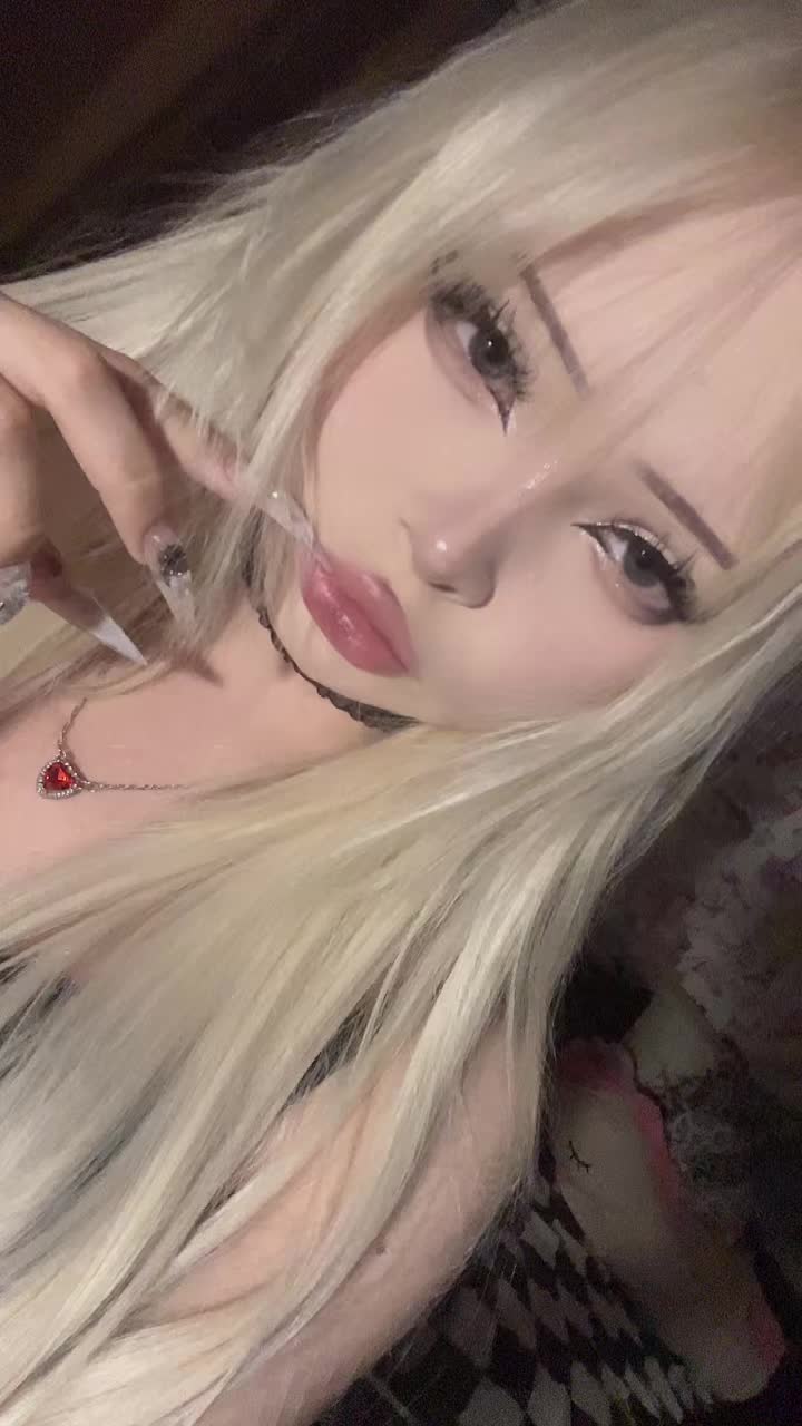 @корти^