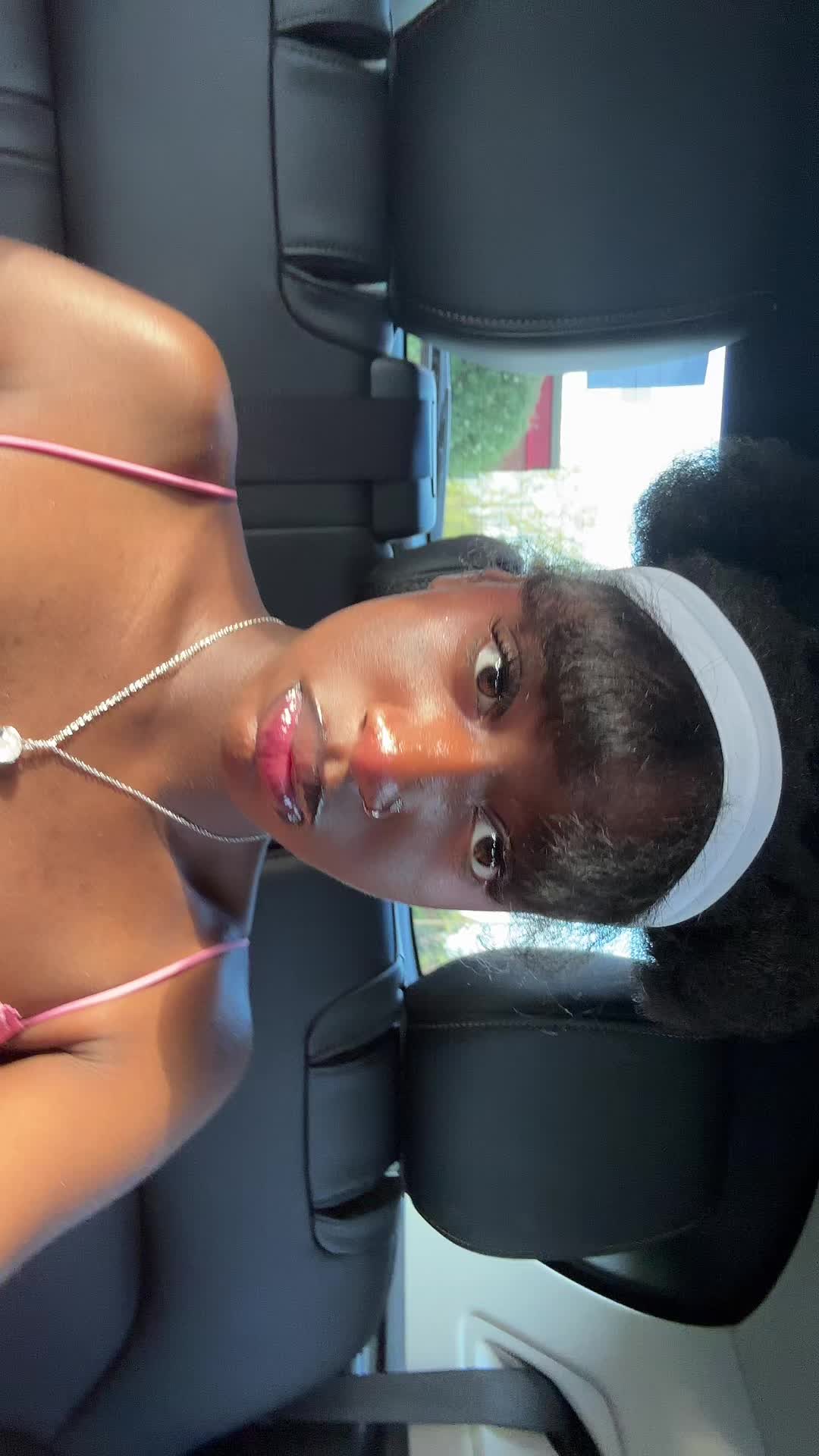 @yanaaaa♥️