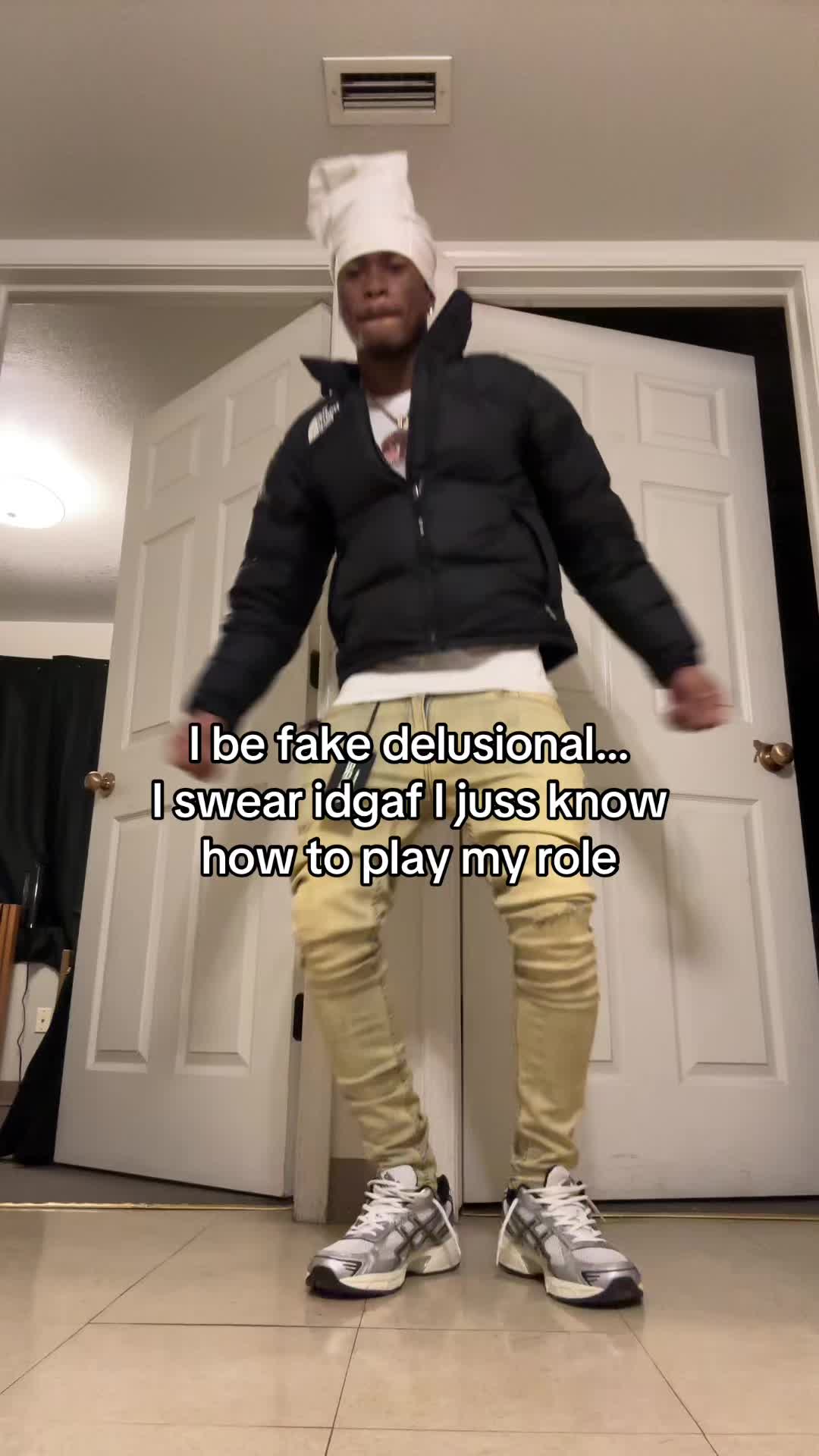 @Laarayy