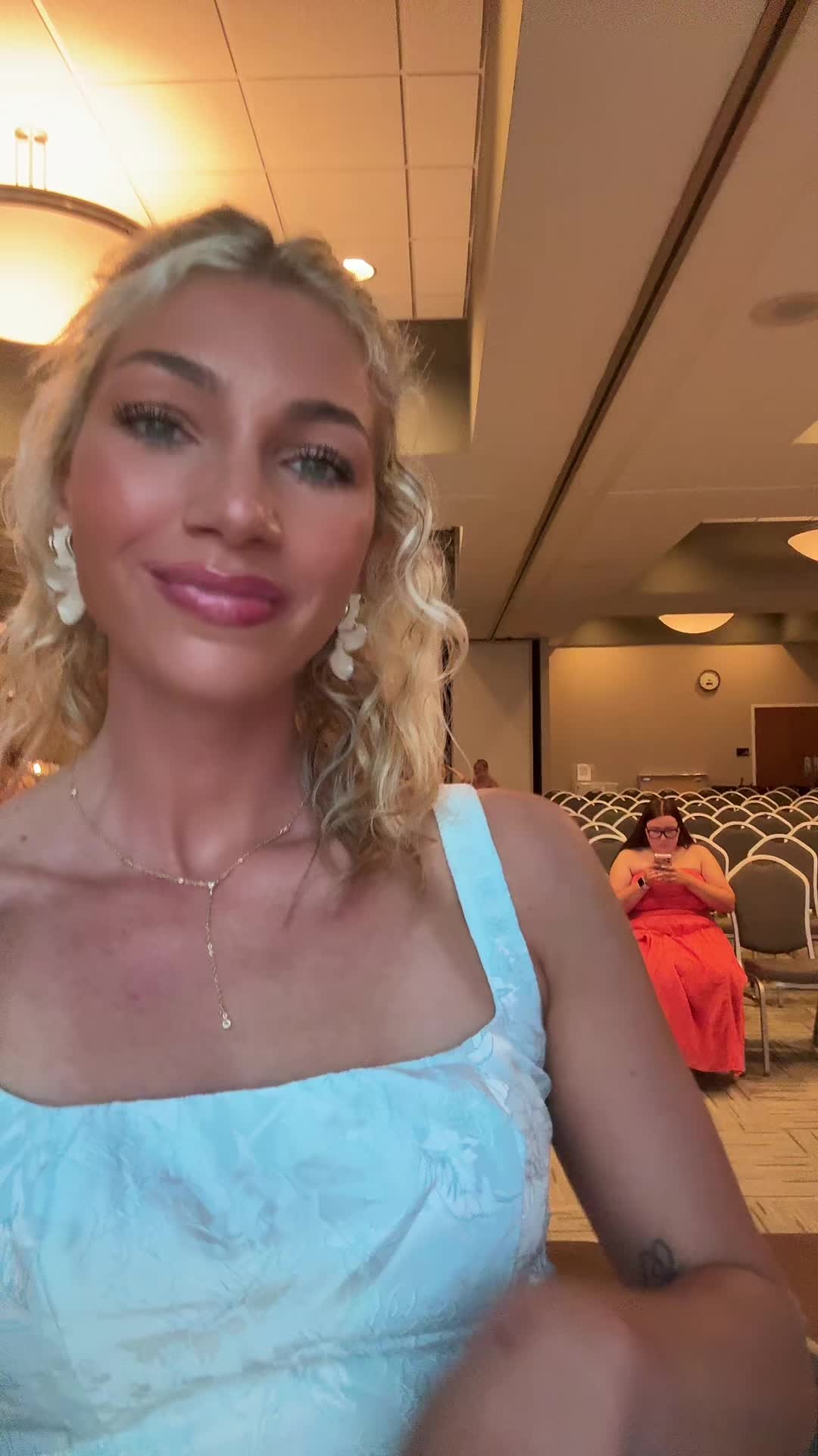 @GG