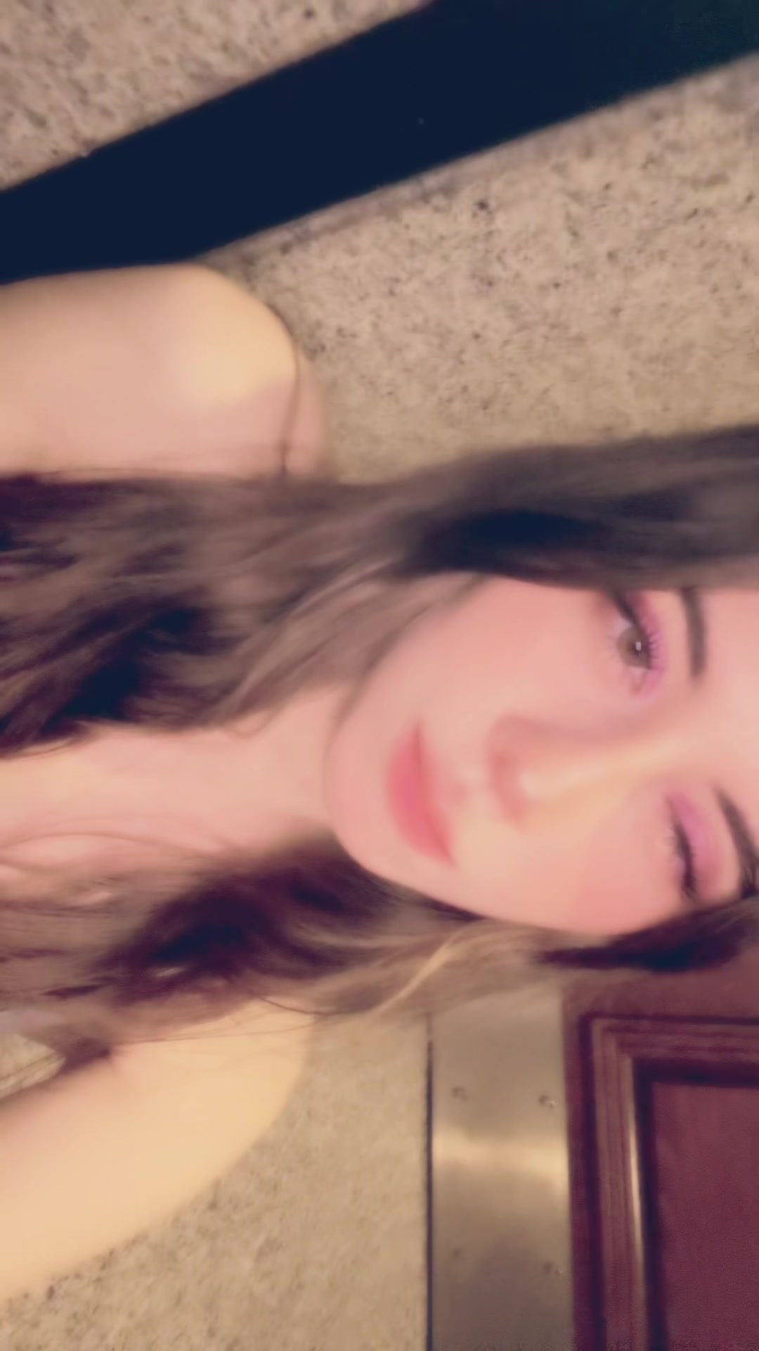 @Ceyy