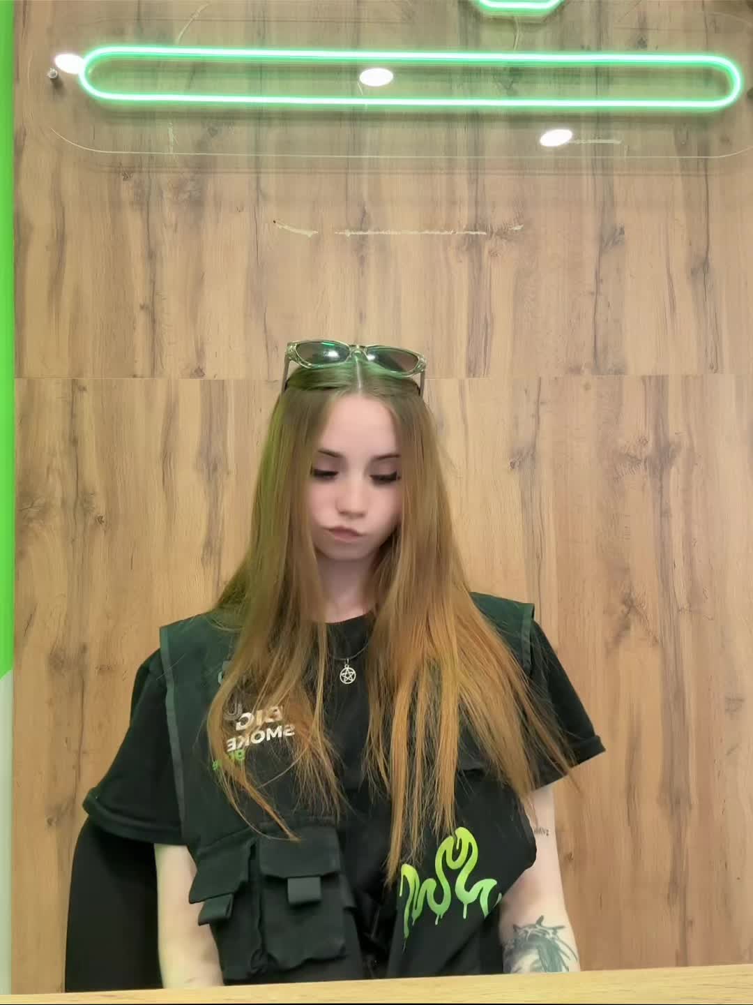 @d1no