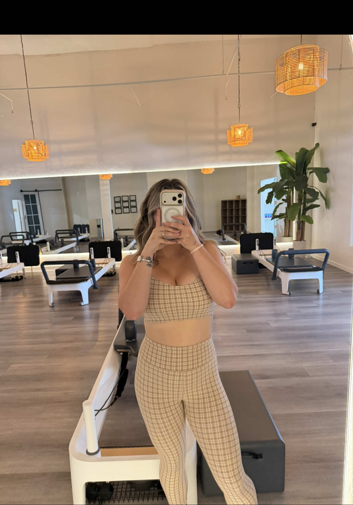 @Isabella Aguilar