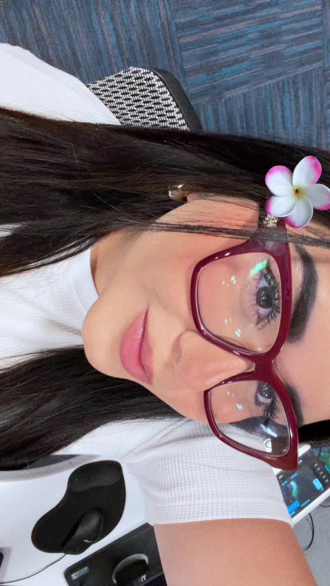 @Nehynalit Adames