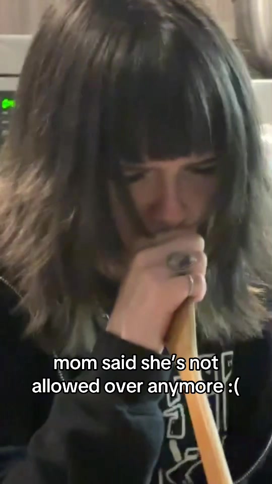 @mek
