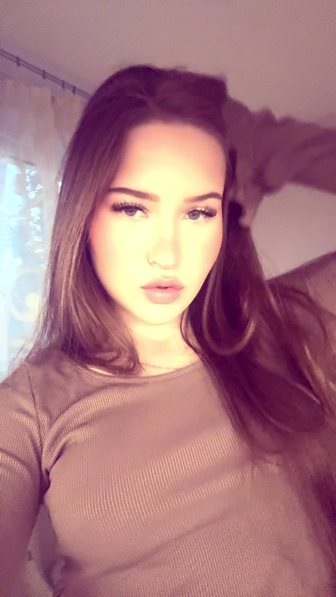 @zzzharova