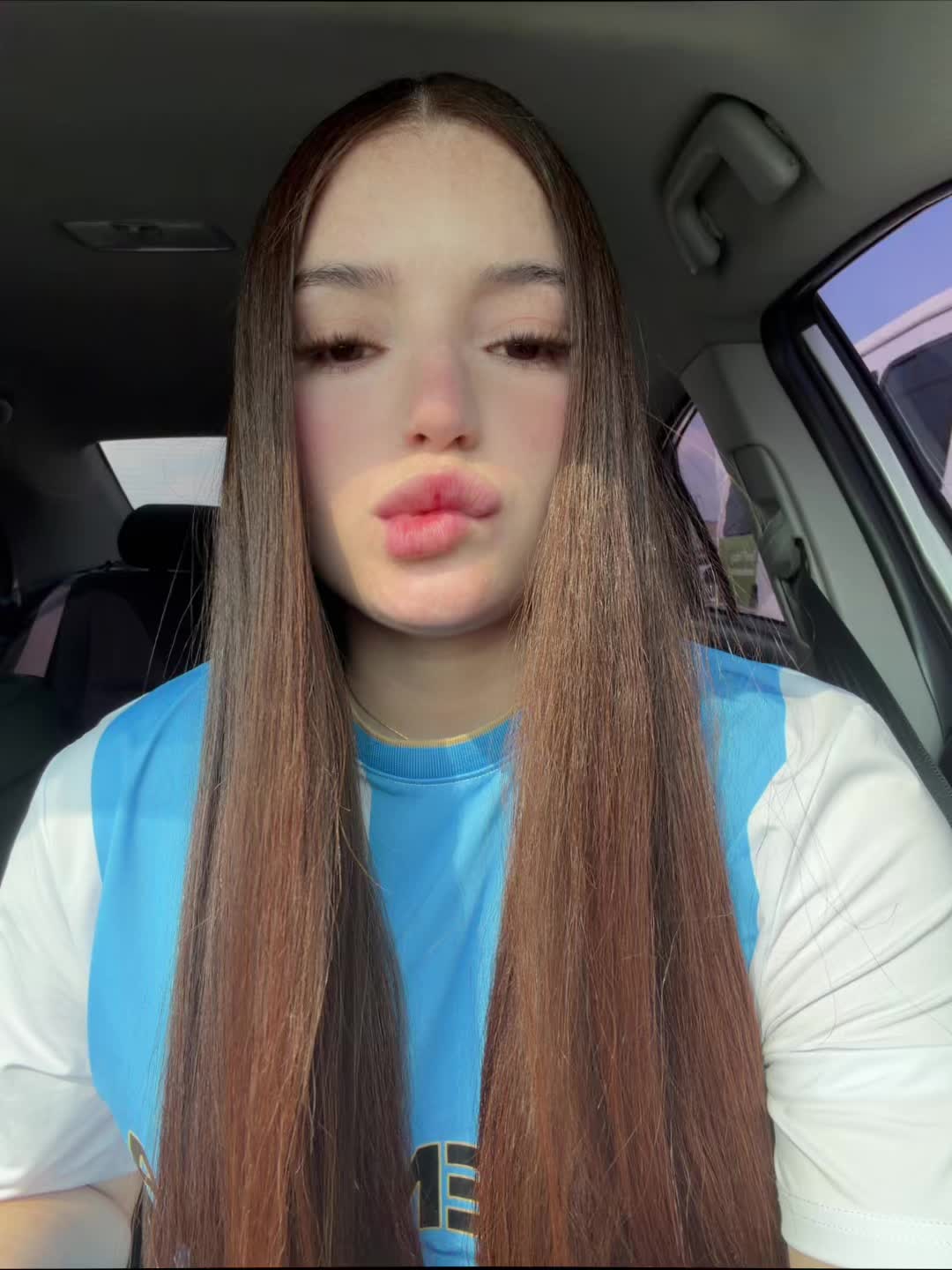 @Paola Finol👩🏻🦰