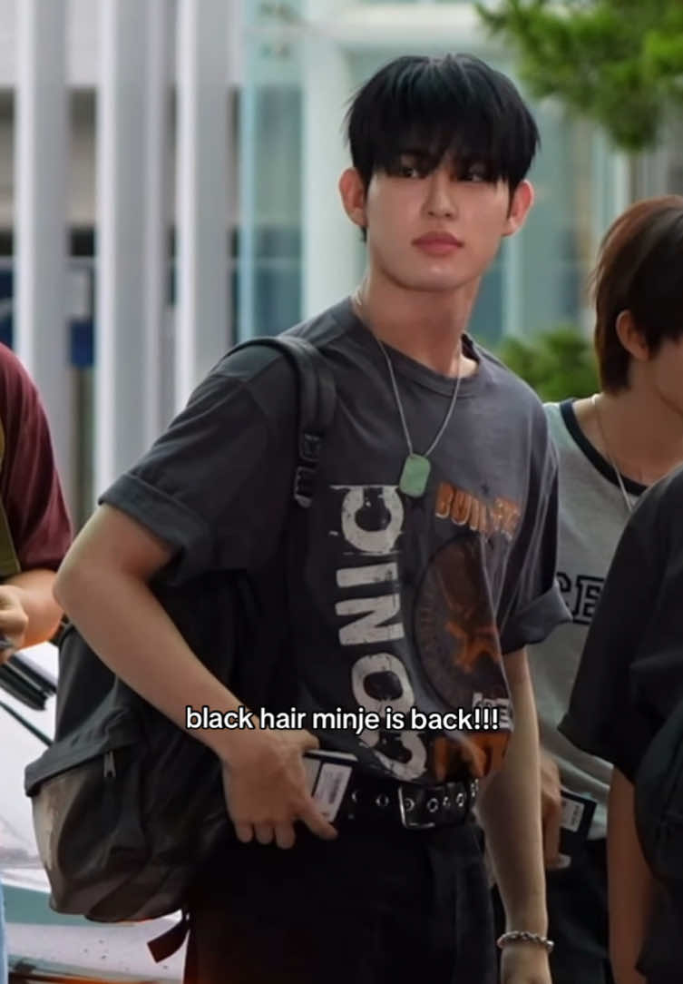 @donghwa's noona👀