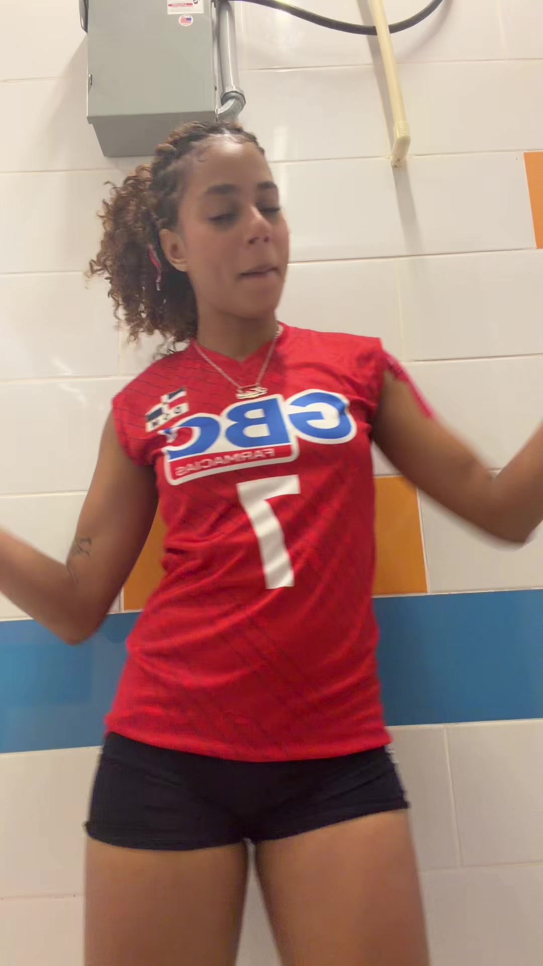 @katiellealonzo0