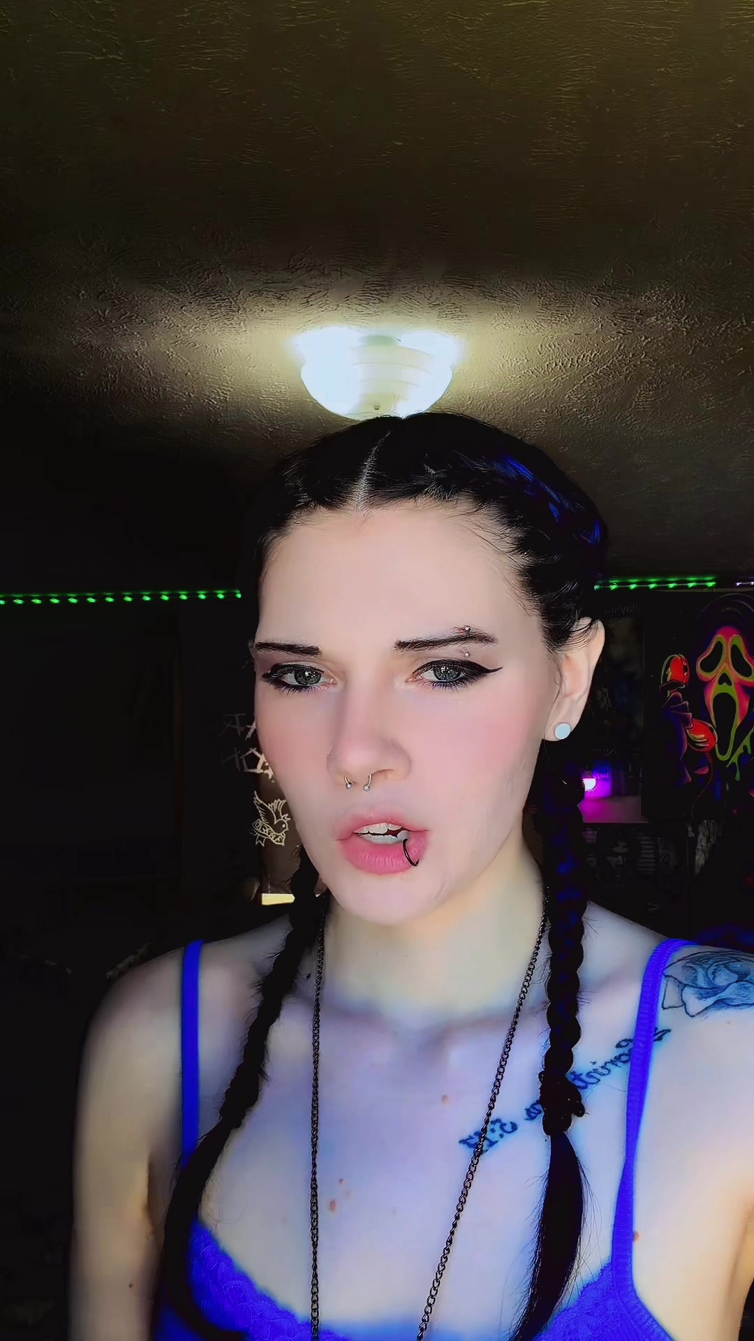 @itsIzzywhatever