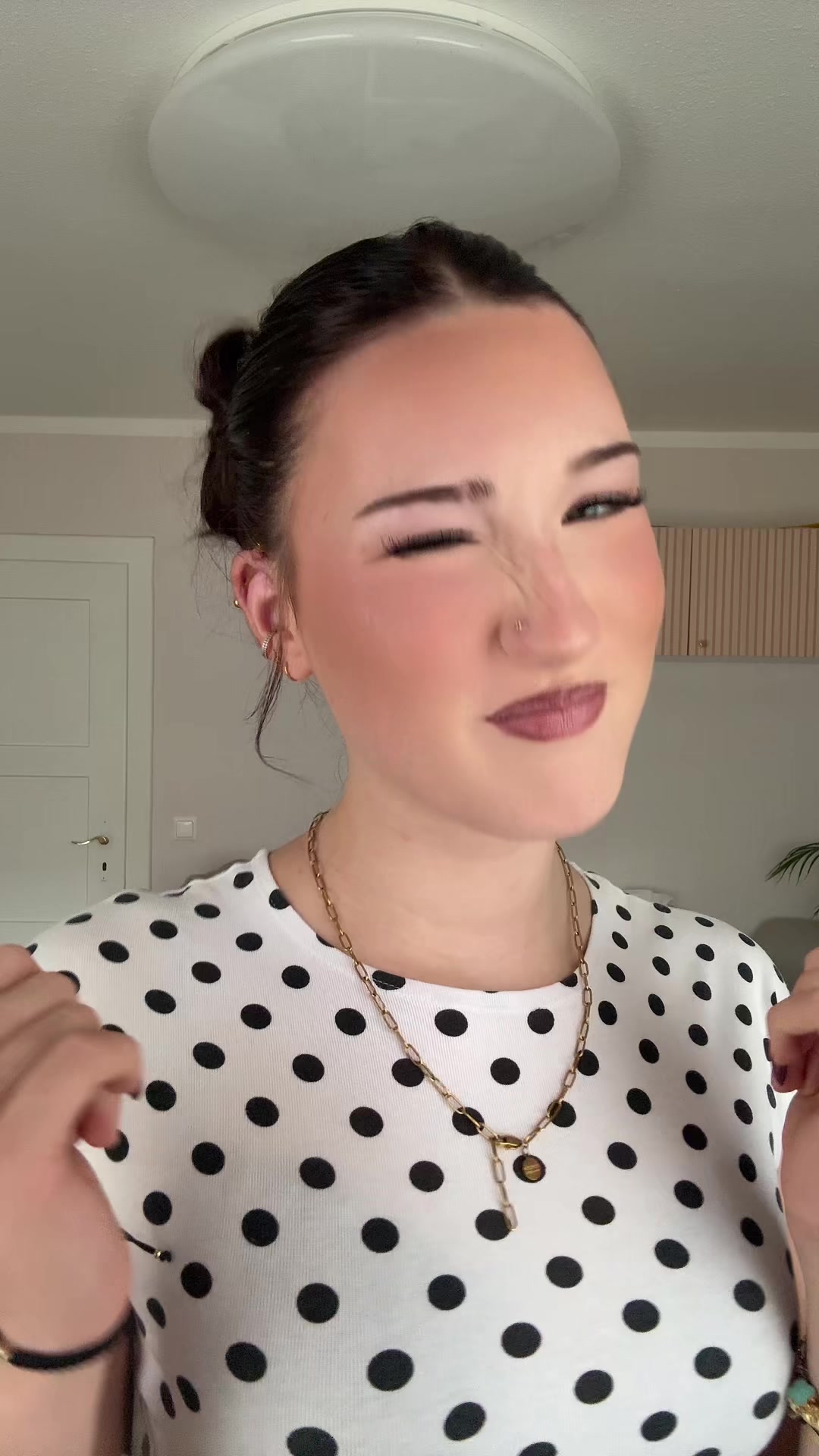 @ᴘʜɪʟɪɴᴇ⋆