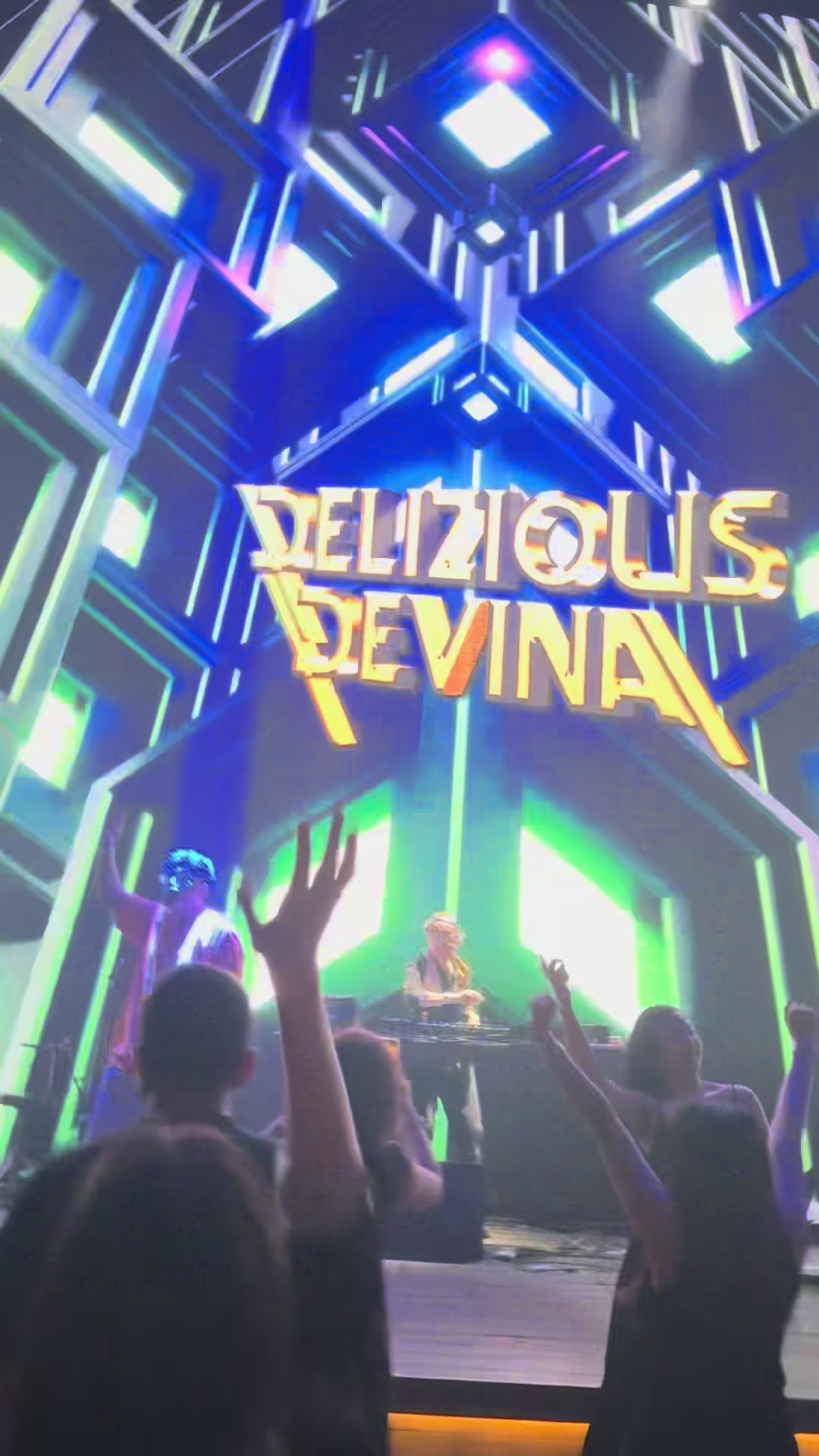@DJ DEVINA OFFICIAL
