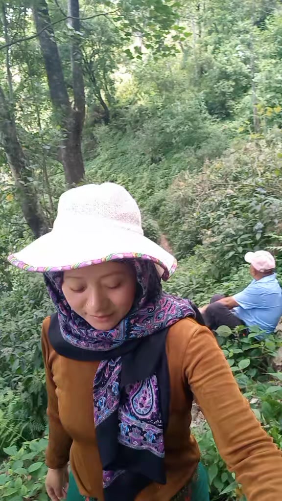 @❣️Crjana 💖 Gurung❣️