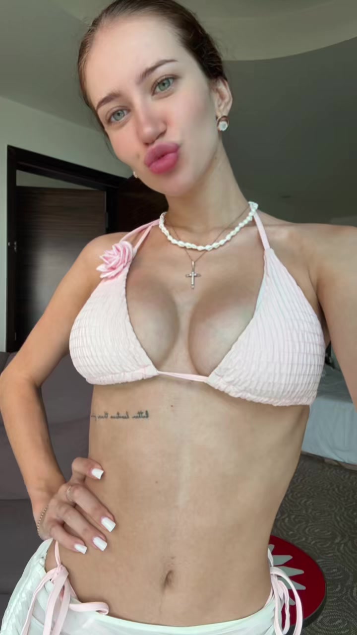 @glosslips