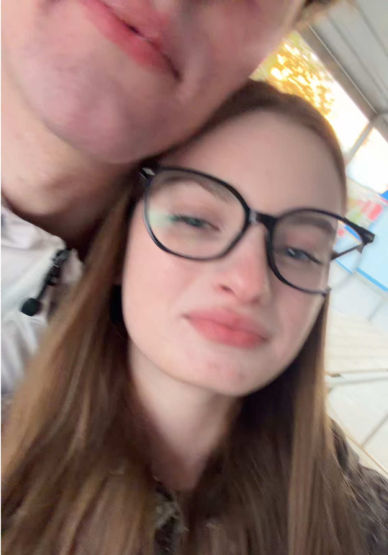 @arisharkk