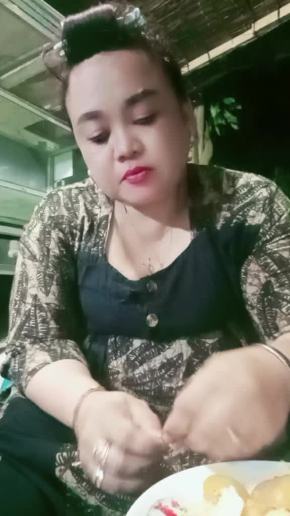 @Juniyanti saja