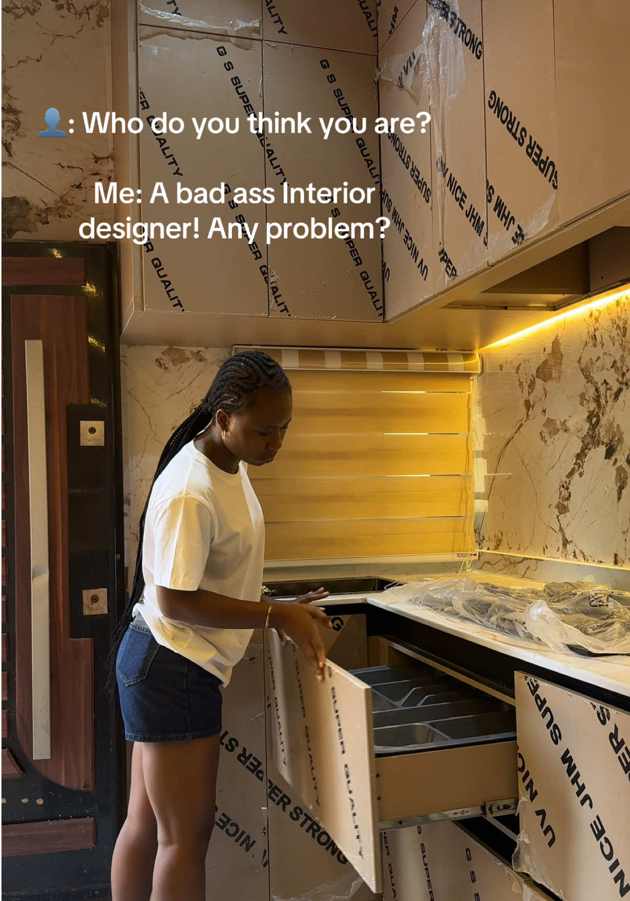 @INTERIOR DESIGNER IN BENIN