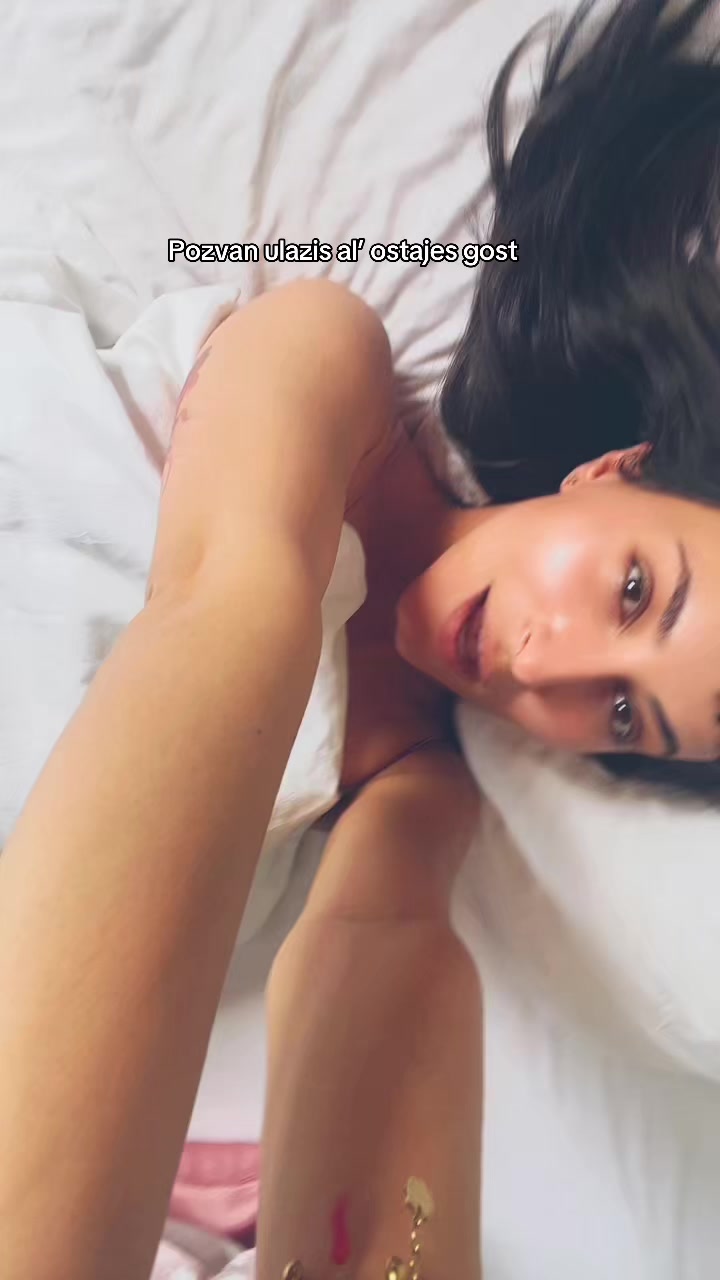 @Alisa