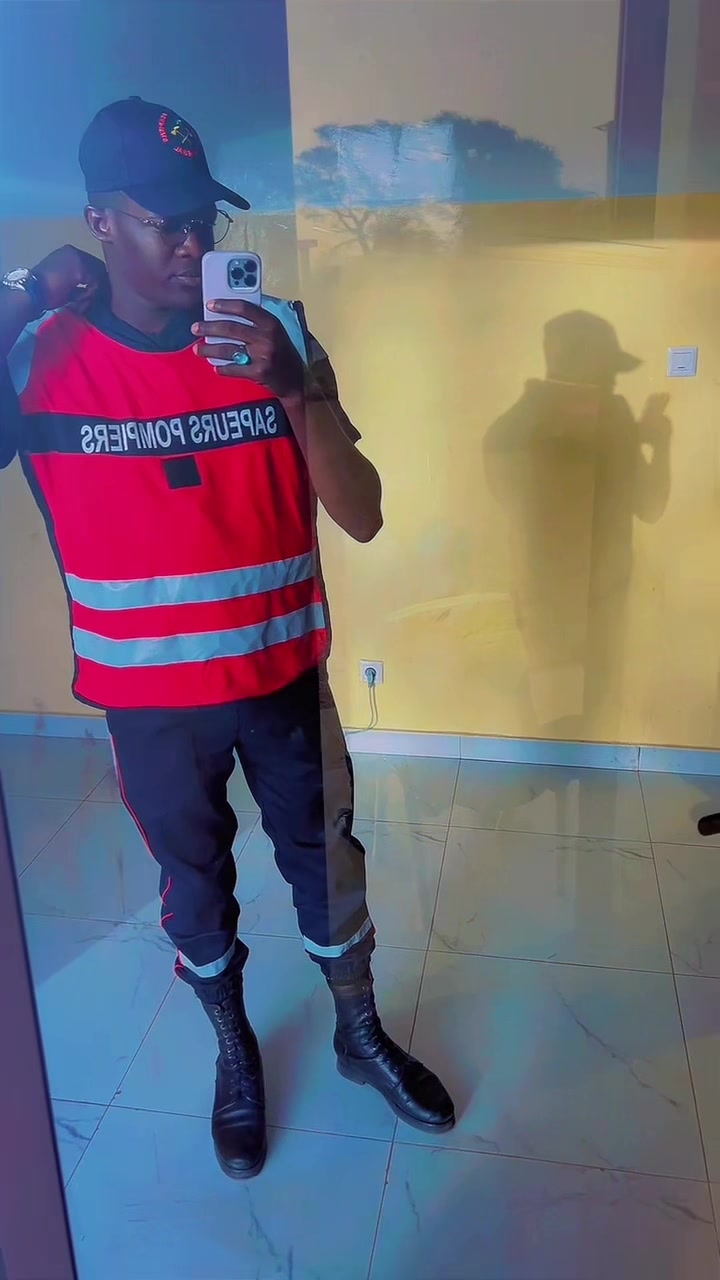 @TwinsBoiie🇸🇳🖇Pompier👨🚒