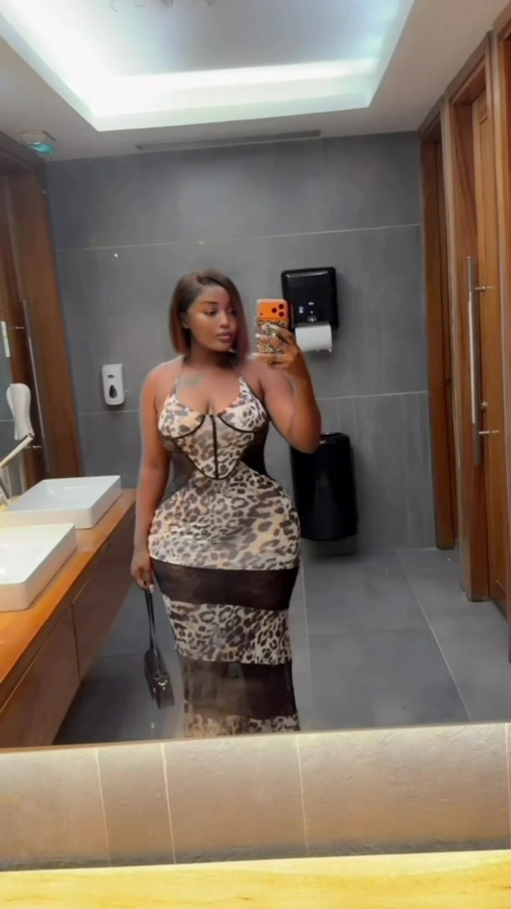 @Nikiminaj_africa