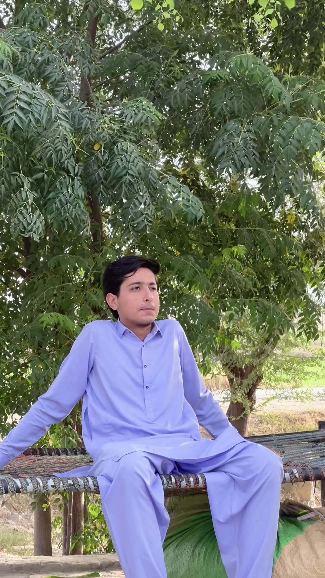 @Ali &𝑯𝒂𝒎𝒛𝒂 😶&zwj;🌫️