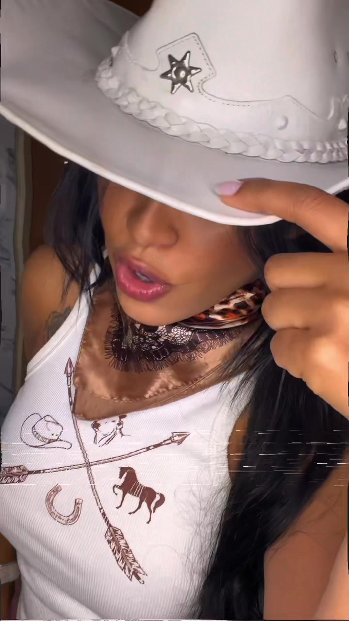 @Tatysantos
