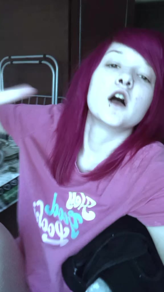 @крапива