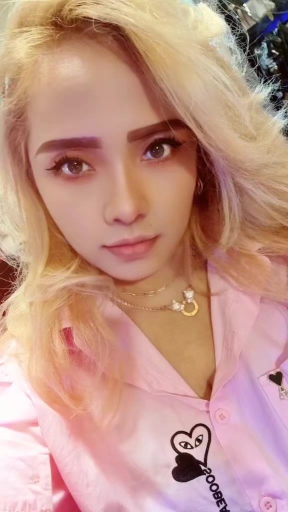 @OchiieeFashion