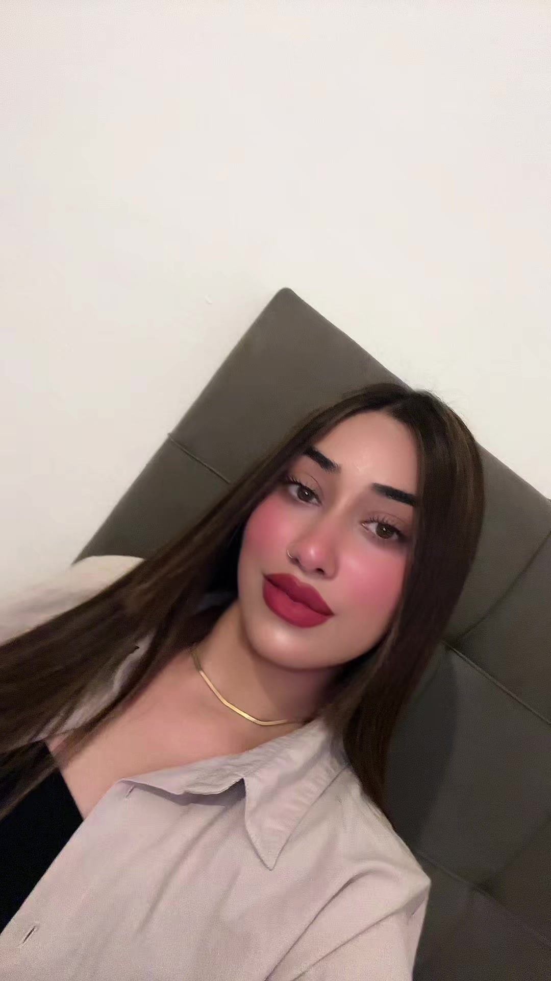 @𝓜𝓲𝓷𝓪 🎀