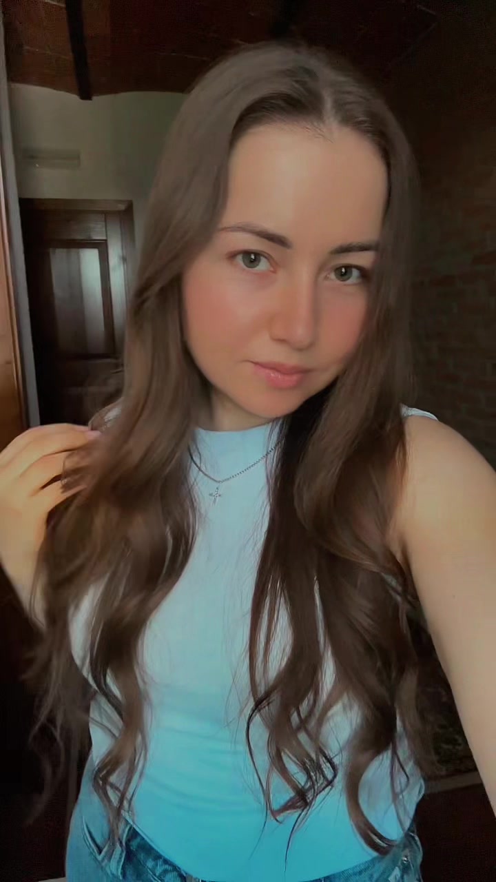 @Marcela 👑