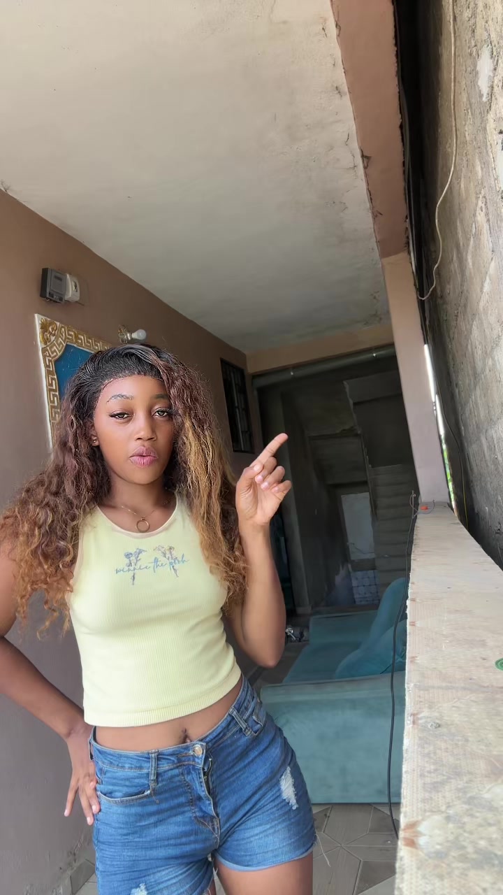 @Ana&iuml;s 😍