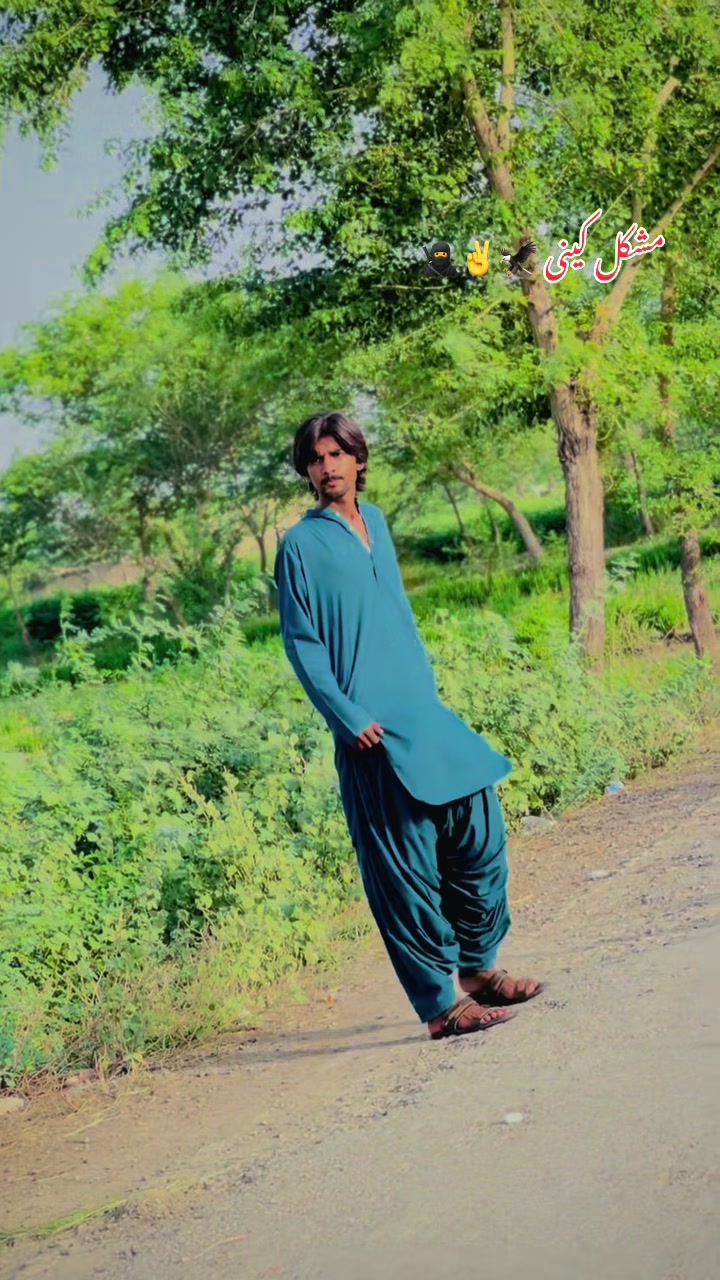 @کنگ نازک 🙌🖤