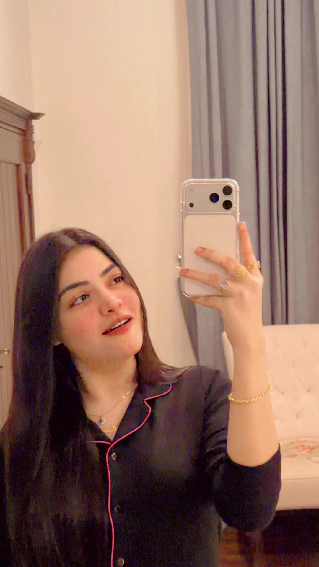 @مسکان بٹ ✨