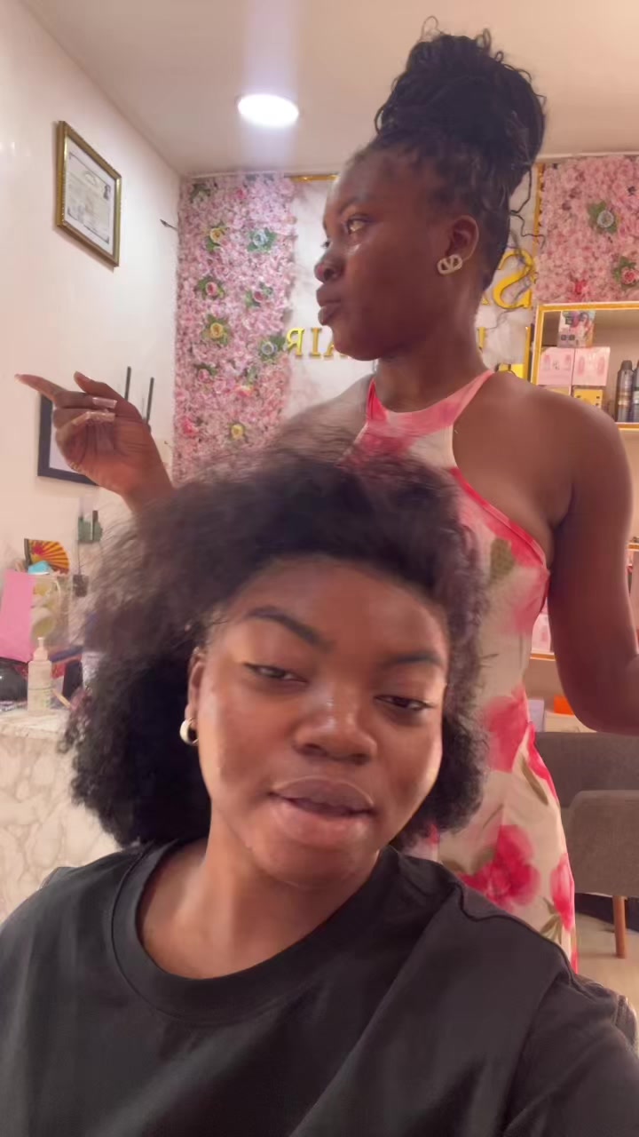 @Gloirearielle
