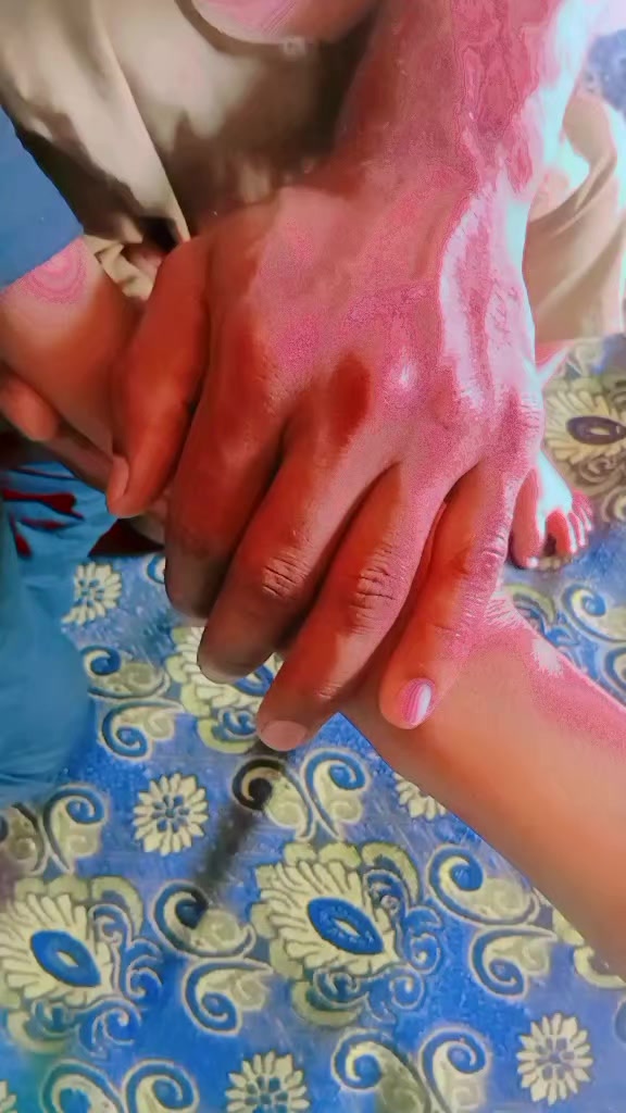 @ami g ki beti be bas😢😢😢😢