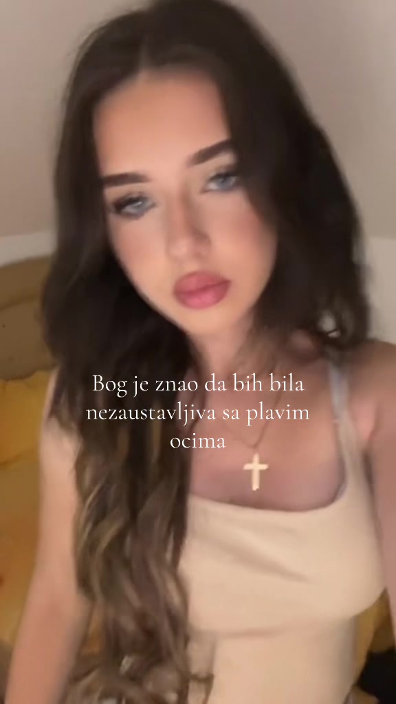 @unlatina
