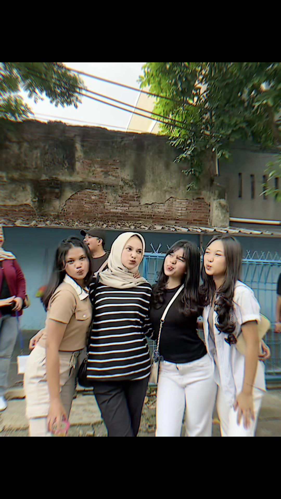 @ayira