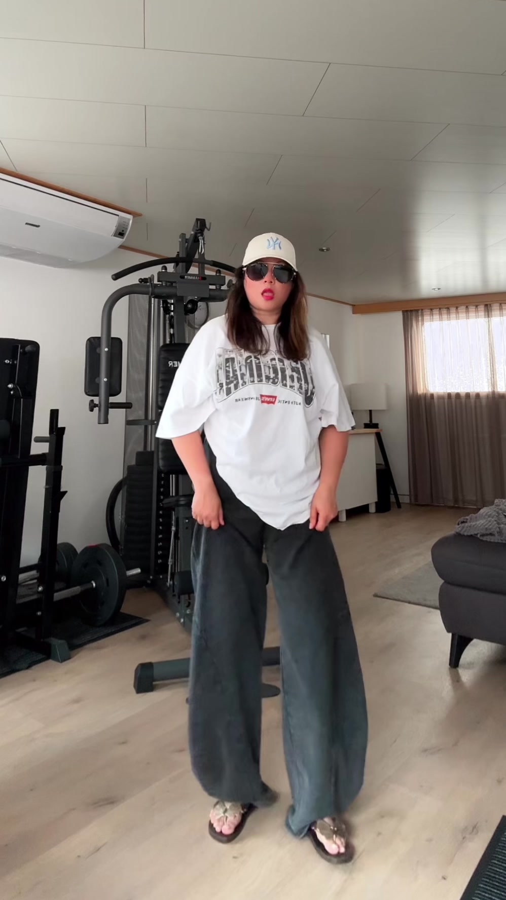 @jzKhryz