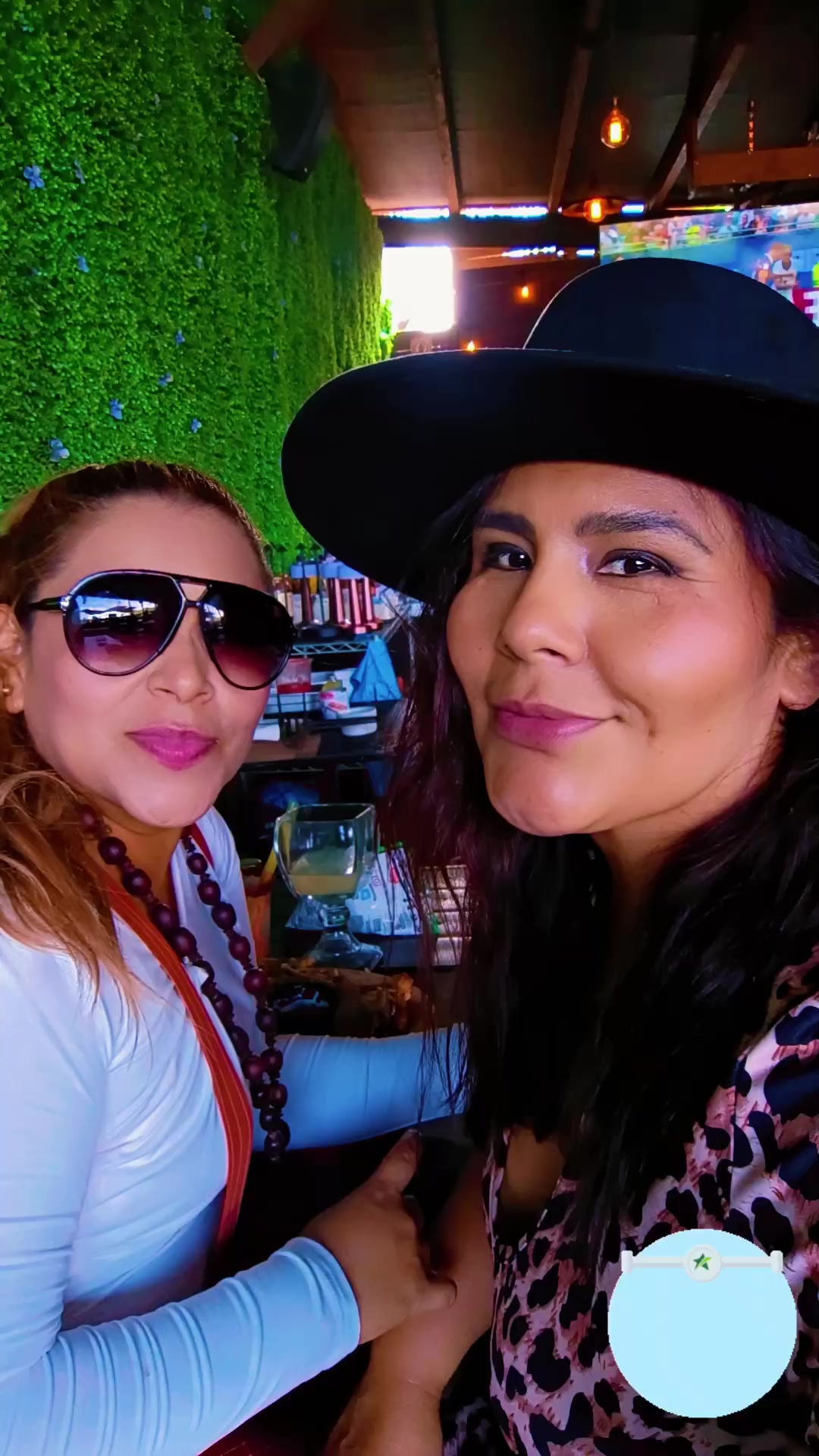 @Elisena Gutierrez Ro