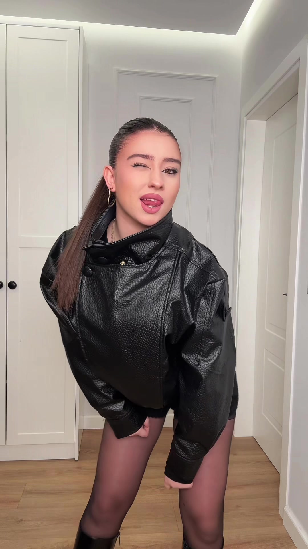 @𝐊𝐑𝐈𝐒𝐓𝐈𝐍𝐀 💎