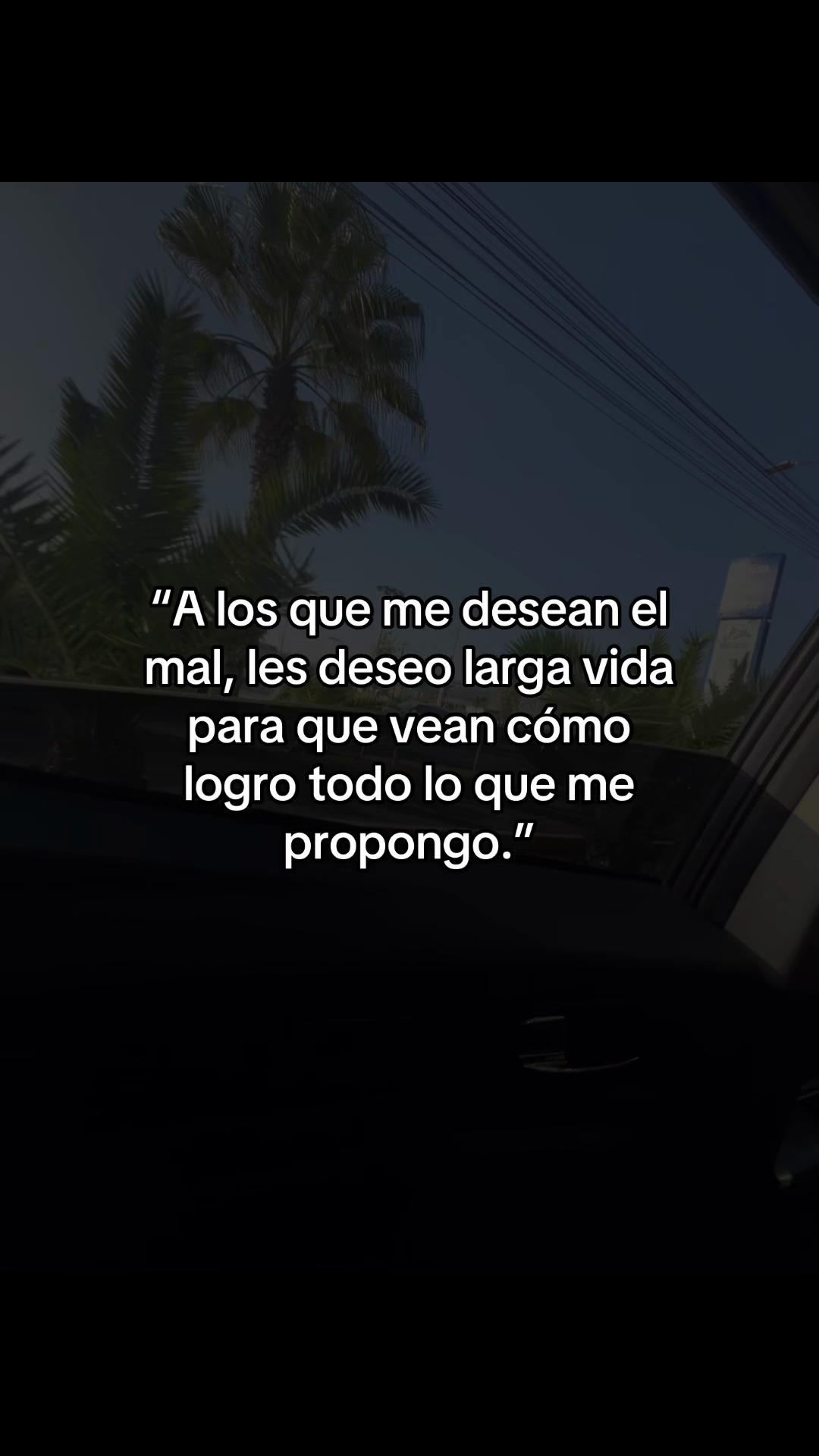 @ᗣ