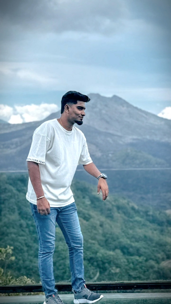 @𝗩𝗘𝗡 𝟰 | 𝟰🧞&zwj;♂️