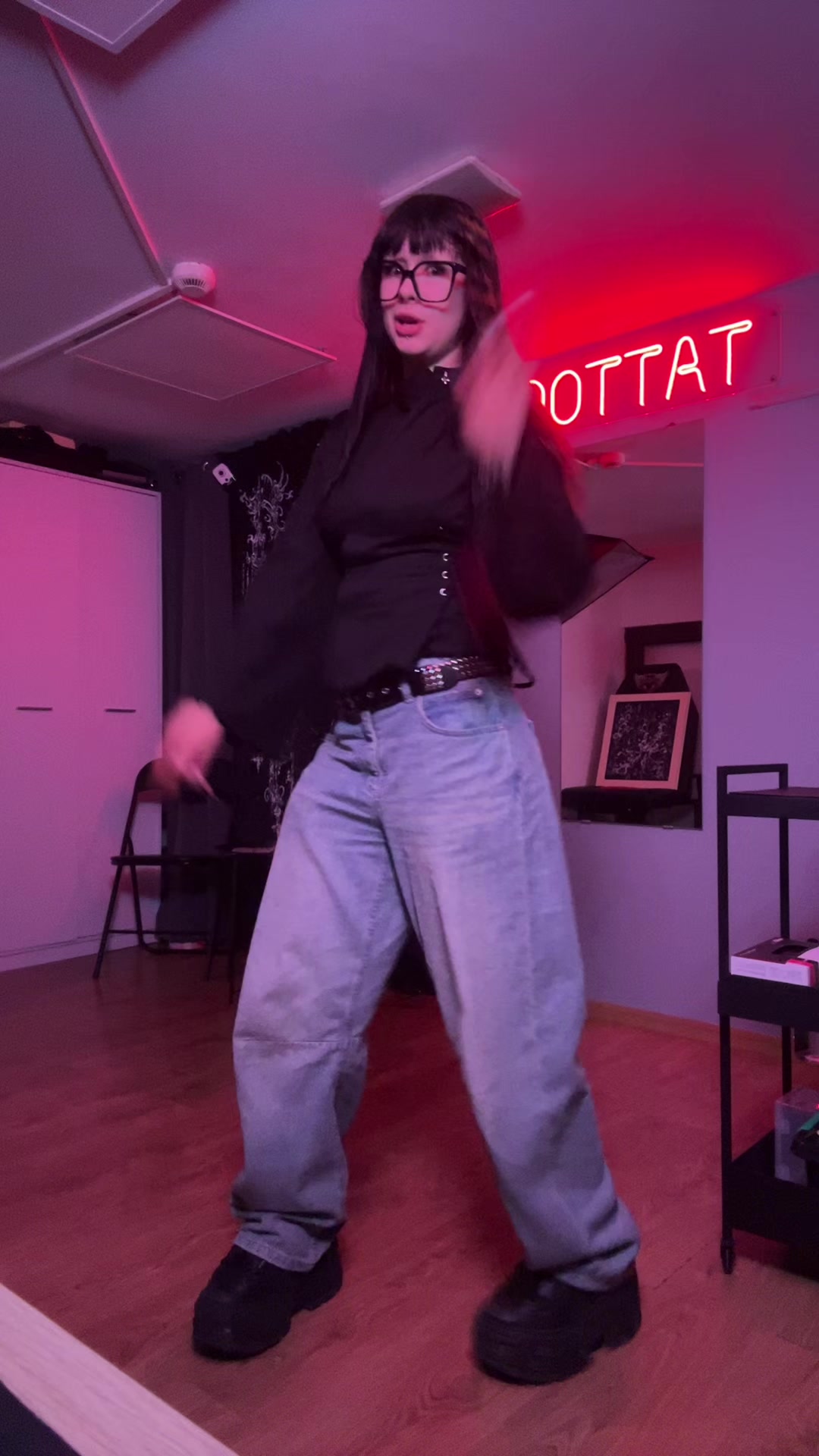 @DAMINIKA