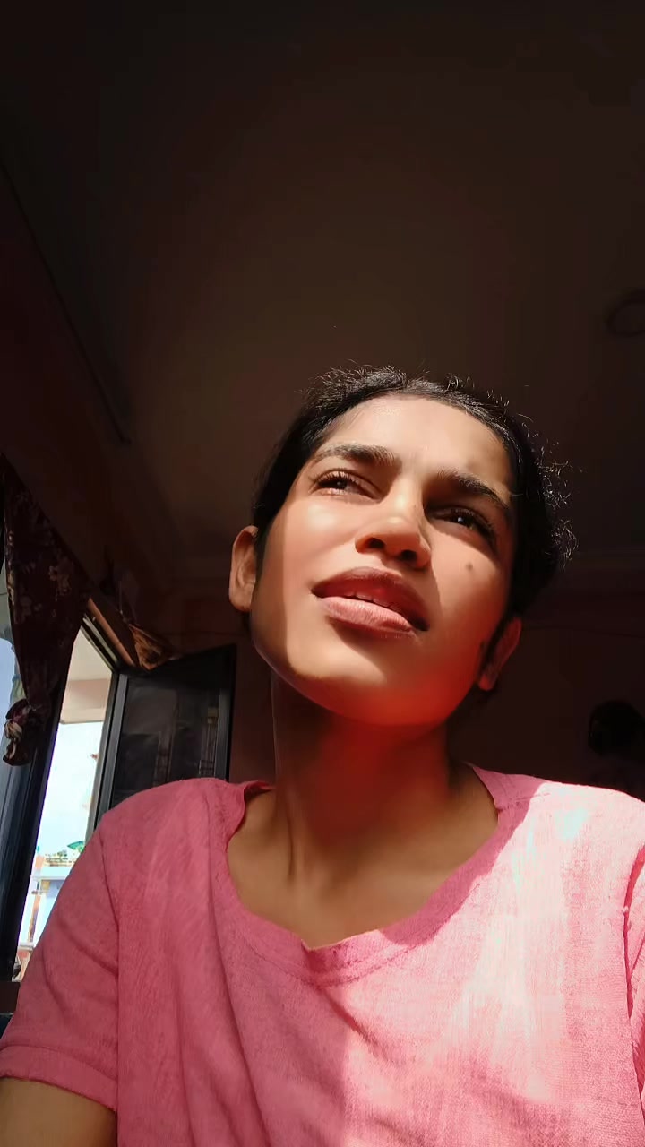 @Pooja 🖤
