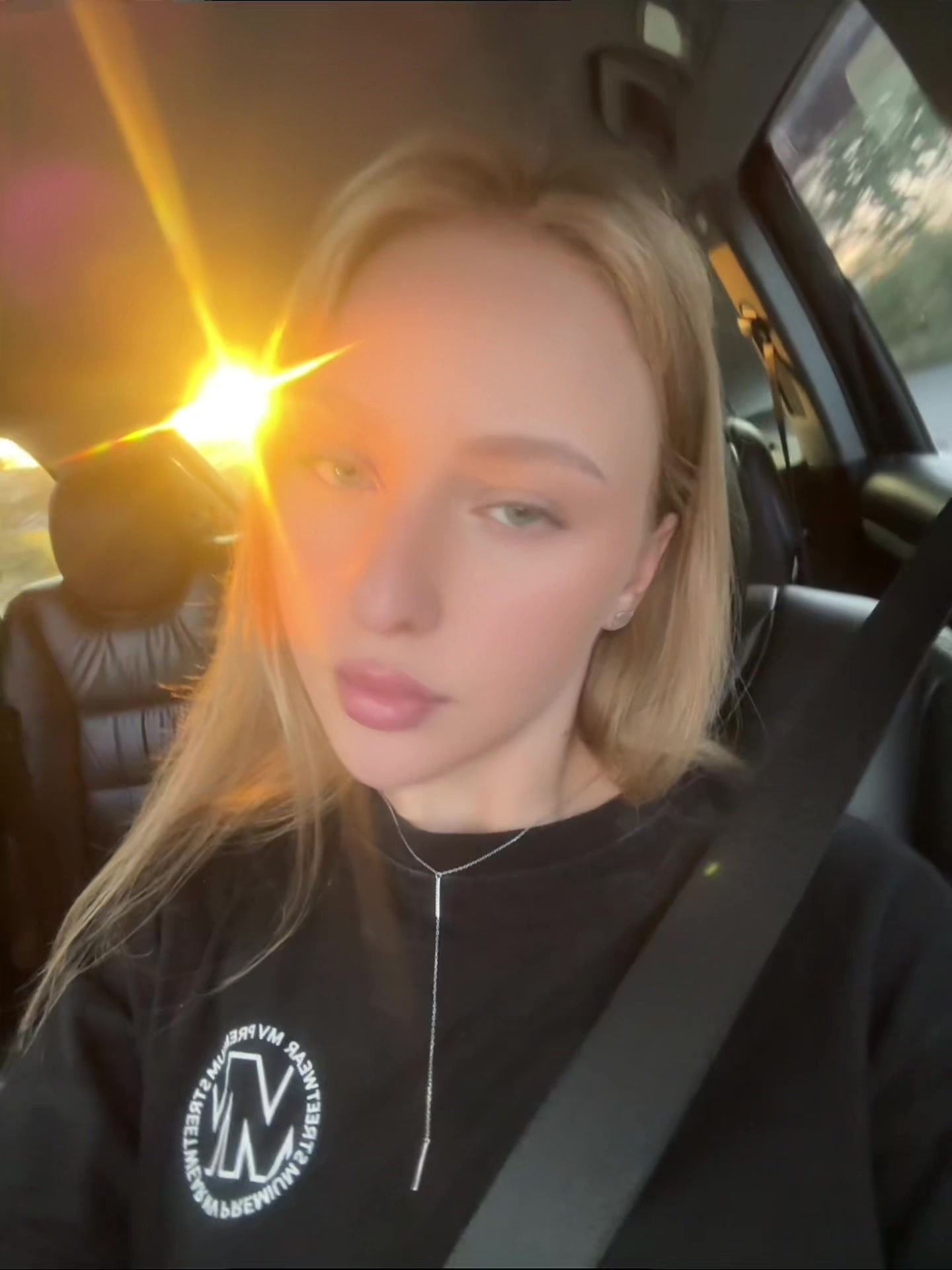 @vvvsch