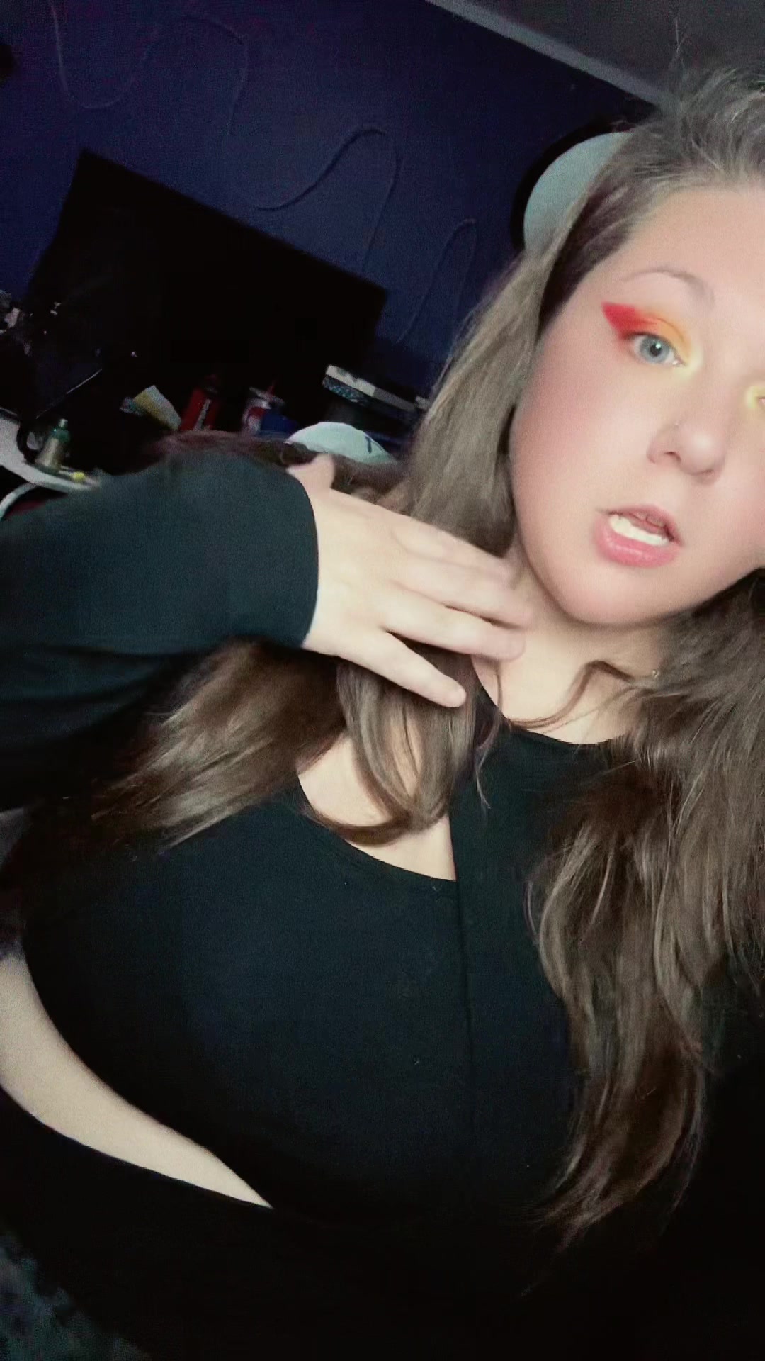 @hallochrissycat