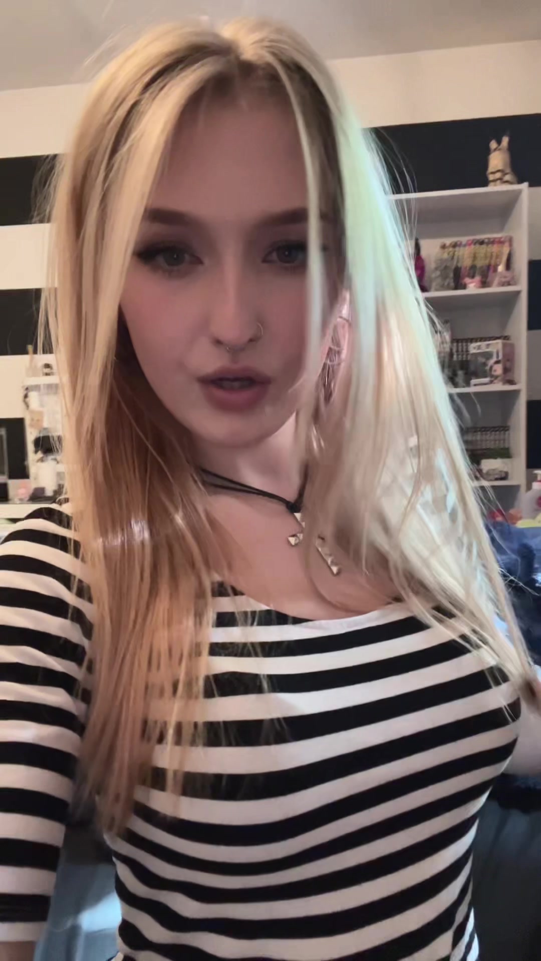 @lo